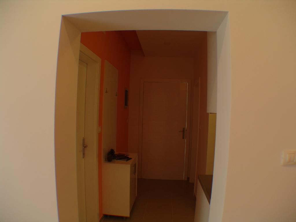 Apartment Brno Pula Buitenkant foto