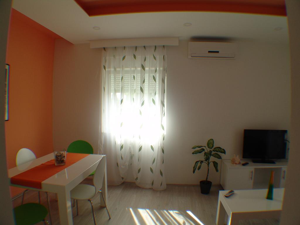 Apartment Brno Pula Buitenkant foto