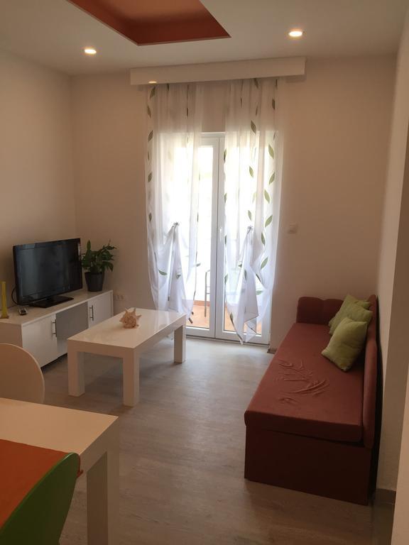 Apartment Brno Pula Buitenkant foto